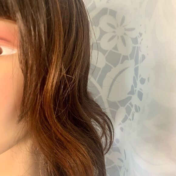 Forever Young long brown synthetic wig. Size OS - Picture 4 of 12